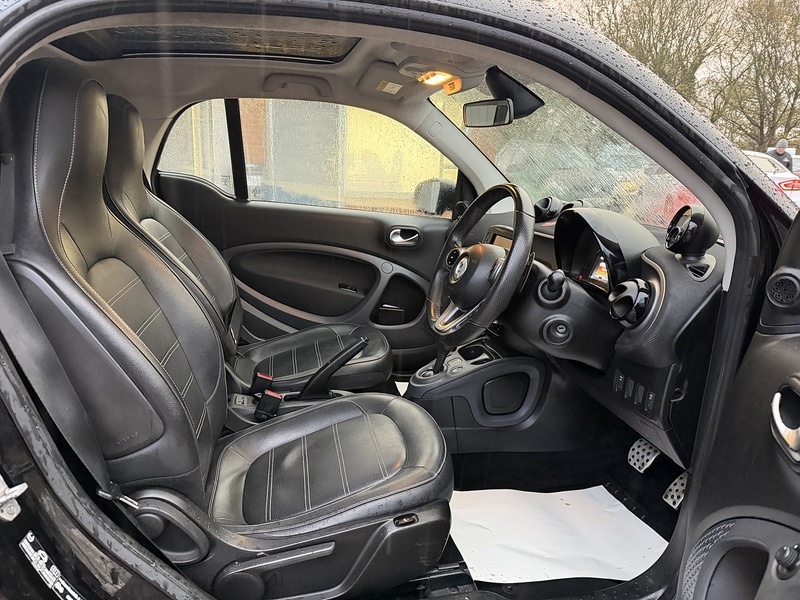 Used smart fortwo 2017 for sale - 76615839: Photo 11