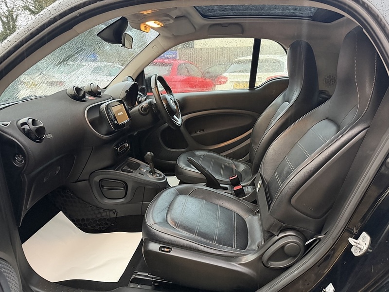 Used smart fortwo 2017 for sale - 76615839: Photo 13