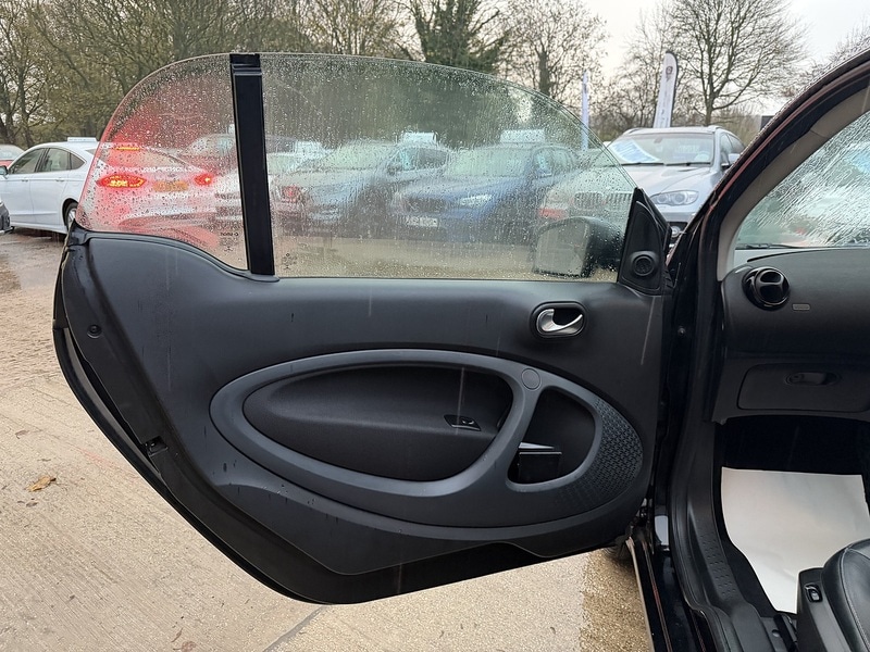 Used smart fortwo 2017 for sale - 76615839: Photo 14