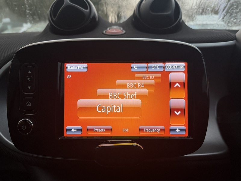 Used smart fortwo 2017 for sale - 76615839: Photo 16