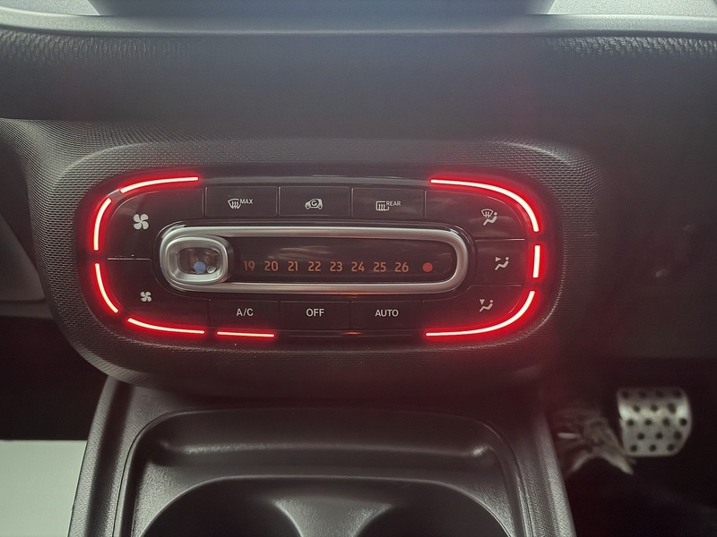 Used smart fortwo 2017 for sale - 76615839: Photo 18