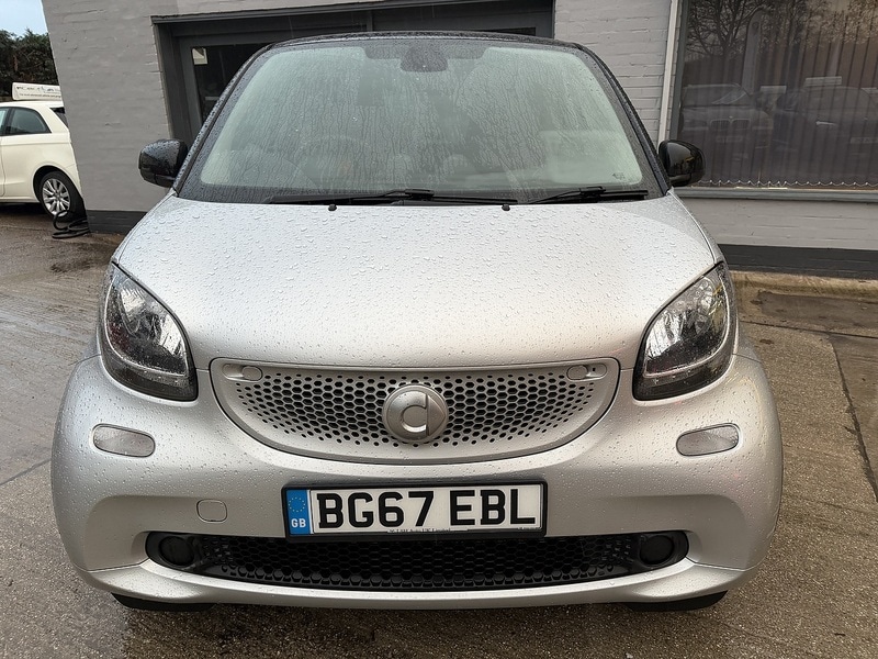 Used smart fortwo 2017 for sale - 76615839: Photo 2