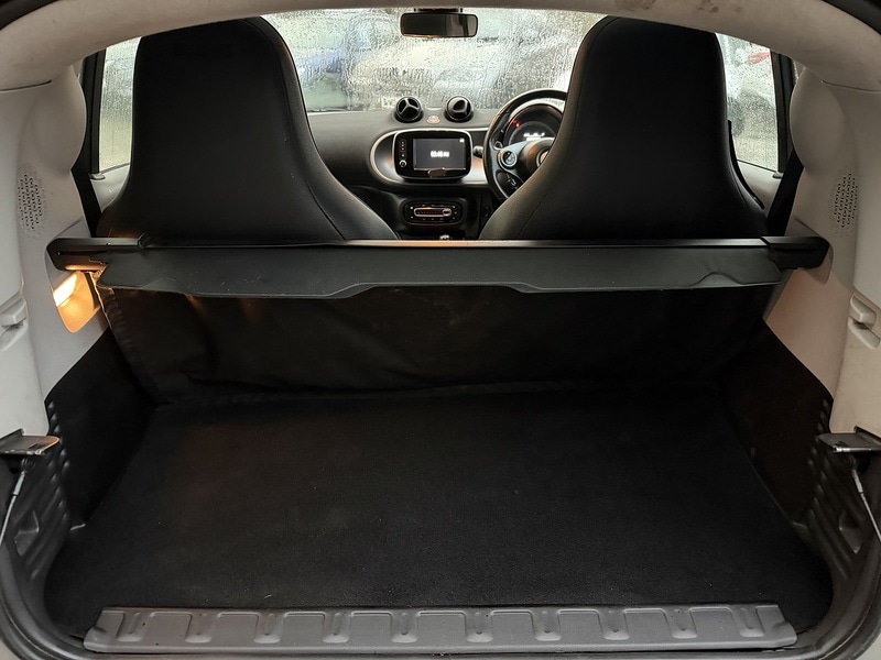 Used smart fortwo 2017 for sale - 76615839: Photo 9