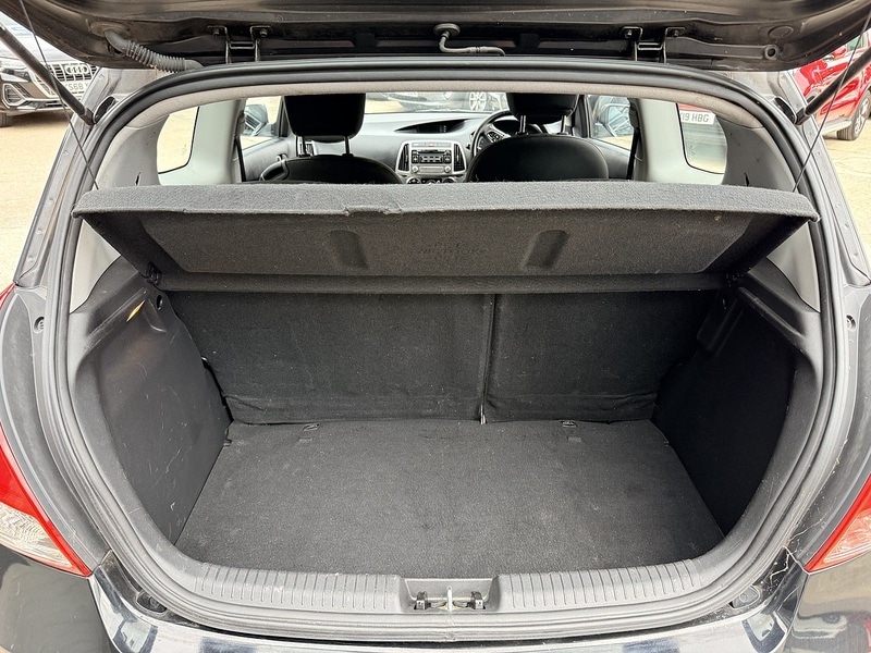 Used Hyundai i20 2012 for sale - 76615764: Photo 11