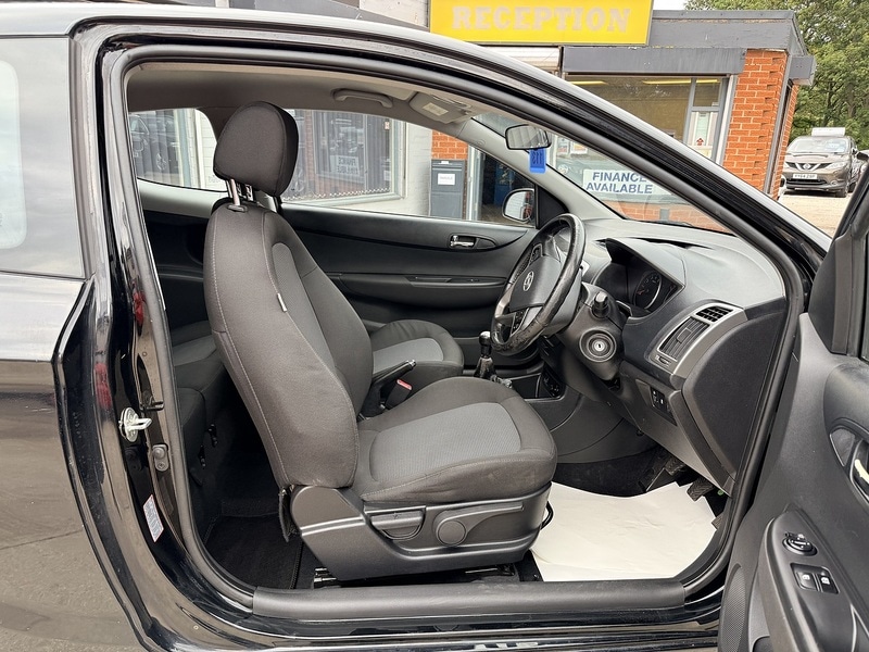 Used Hyundai i20 2012 for sale - 76615764: Photo 13