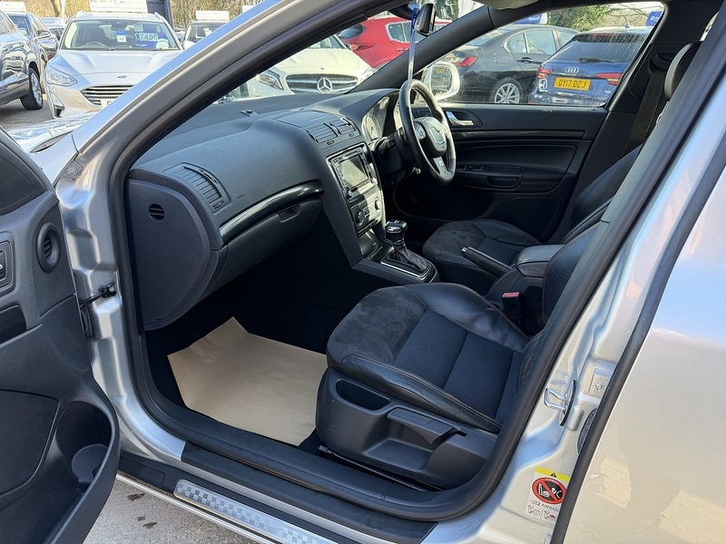 Used Skoda Octavia 2012 for sale - 77735193: Photo 11