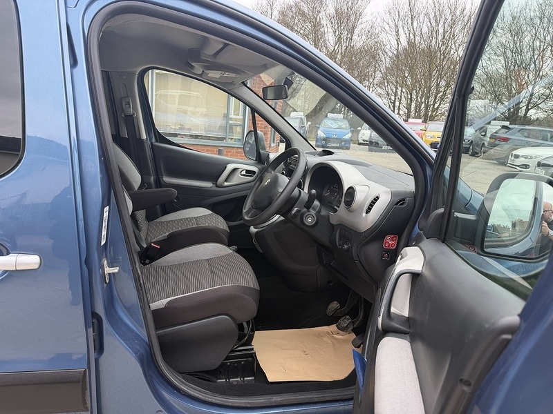 Used Peugeot Partner Tepee 2010 for sale - 77821853: Photo 9