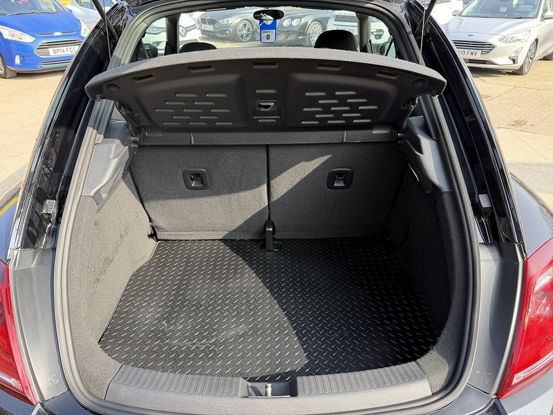 Used Volkswagen Beetle 2017 for sale - 77976776: Photo 15