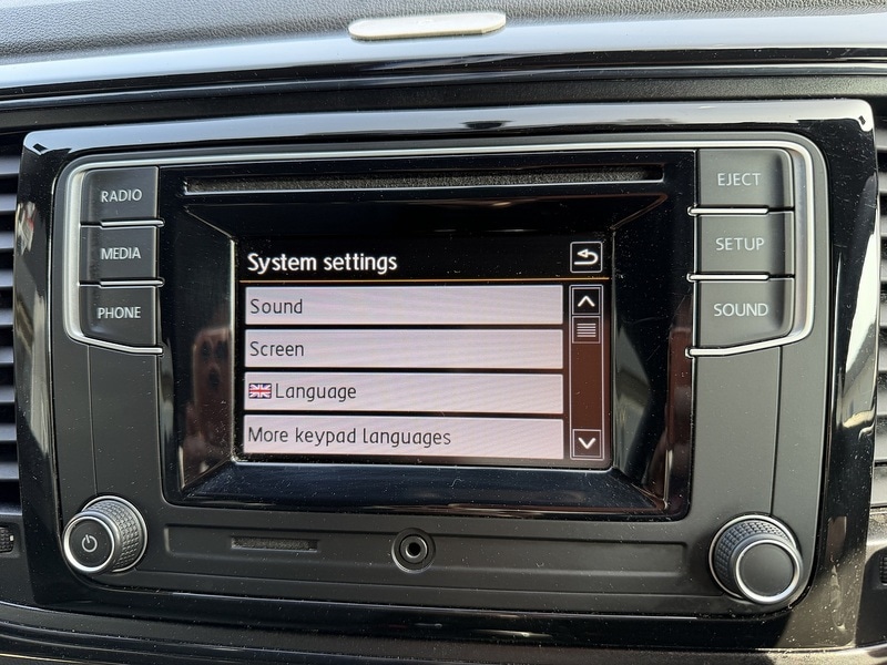 Used Volkswagen Beetle 2017 for sale - 77976776: Photo 25