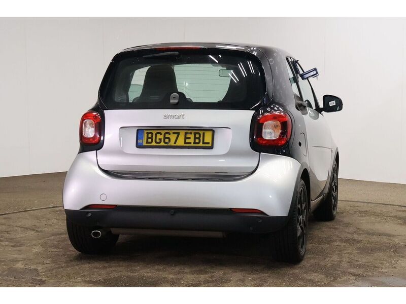 Used smart fortwo 2017 for sale - 76589048: Photo 2