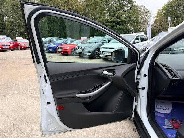 Used Ford Focus 2017 for sale - 76320271: Photo 18