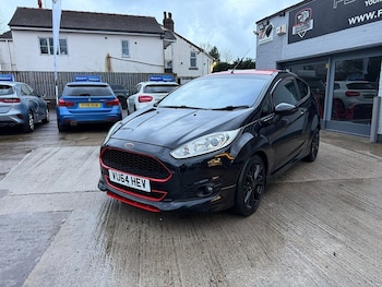 Used Ford Fiesta 2015 for sale - 76884490: Photo