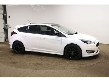 Used Ford Focus 2017 for sale - 77264032: Photo