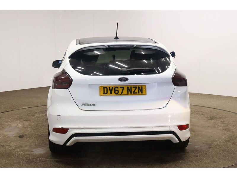 Used Ford Focus 2017 for sale - 77264032: Photo 4