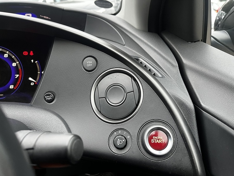 Used Honda Civic 2010 for sale - 76582964: Photo 17