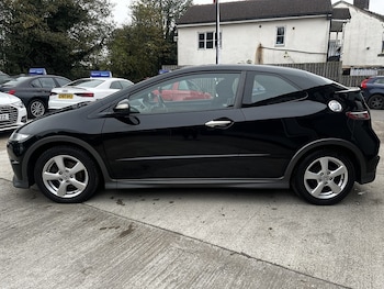 Used Honda Civic 2010 for sale - 76582964: Photo