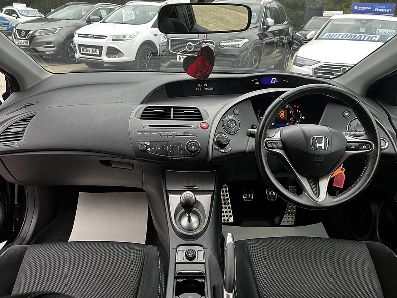 Used Honda Civic 2010 for sale - 76582964: Photo 9