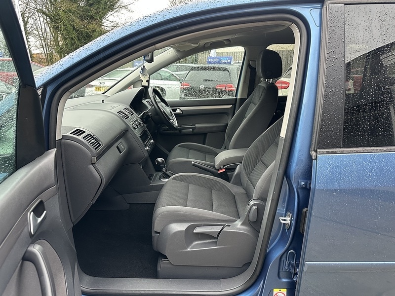 Used Volkswagen Touran 2014 for sale - 76763205: Photo 11