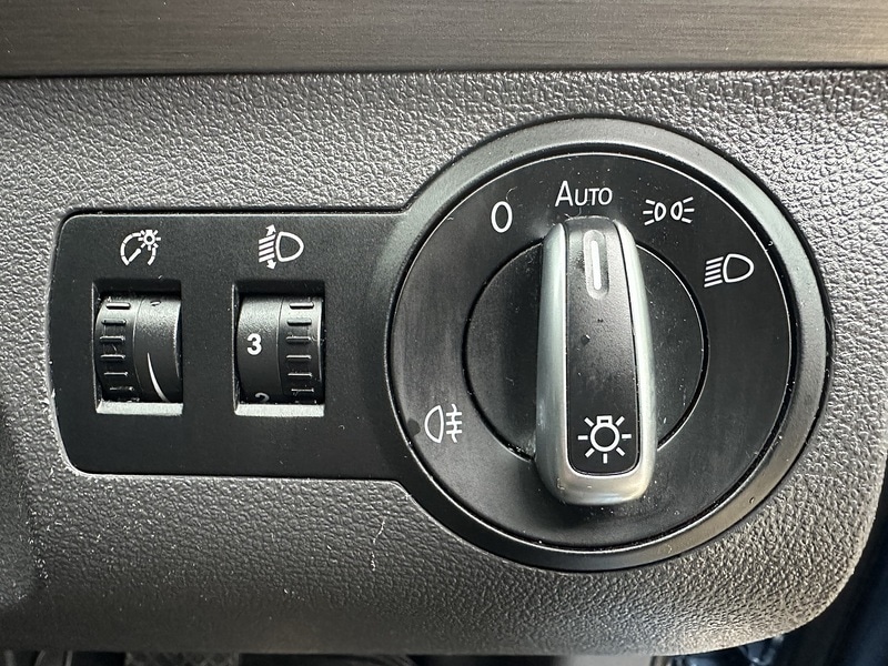 Used Volkswagen Touran 2014 for sale - 76763205: Photo 24