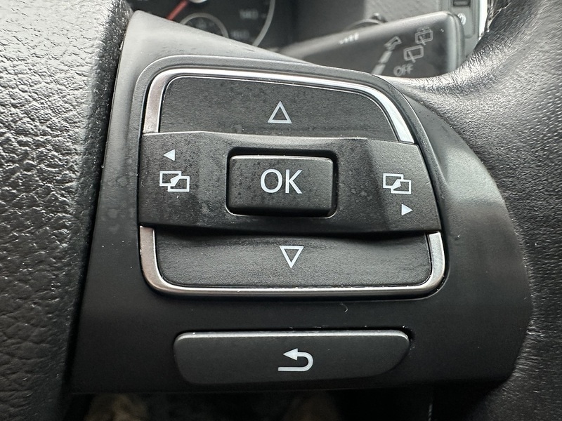 Used Volkswagen Touran 2014 for sale - 76763205: Photo 26