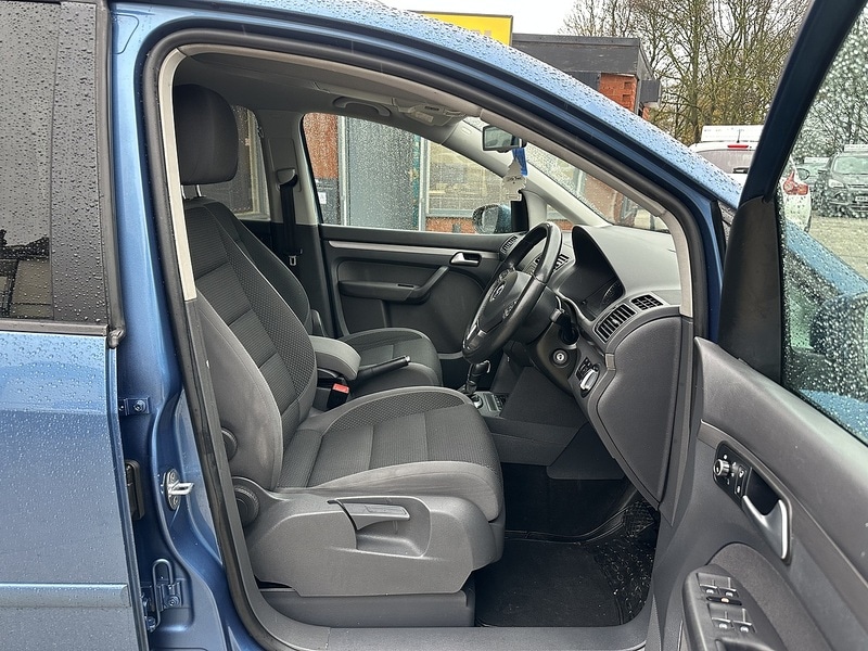 Used Volkswagen Touran 2014 for sale - 76763205: Photo 9