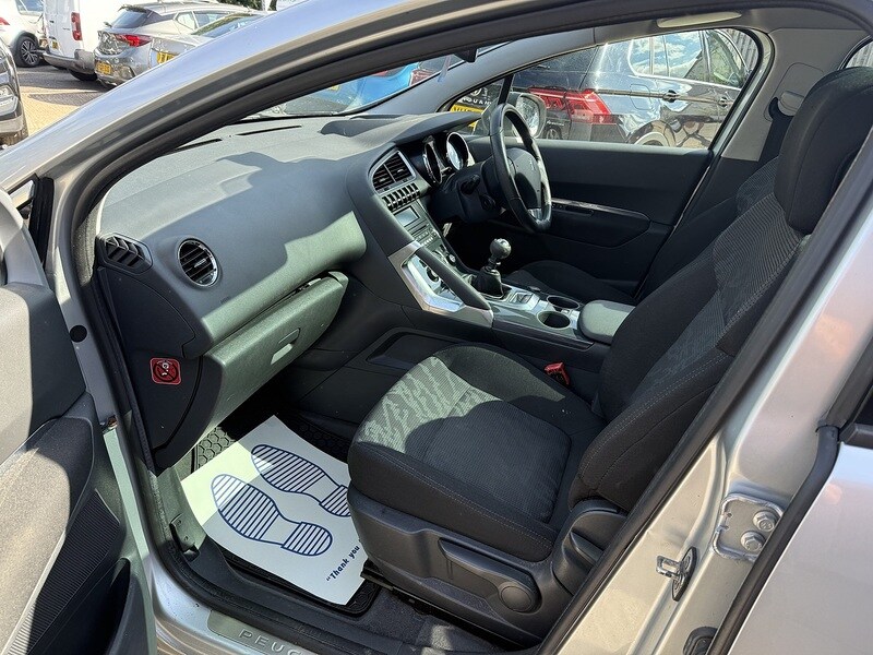 Used Peugeot 3008 2011 for sale - 76615837: Photo 18