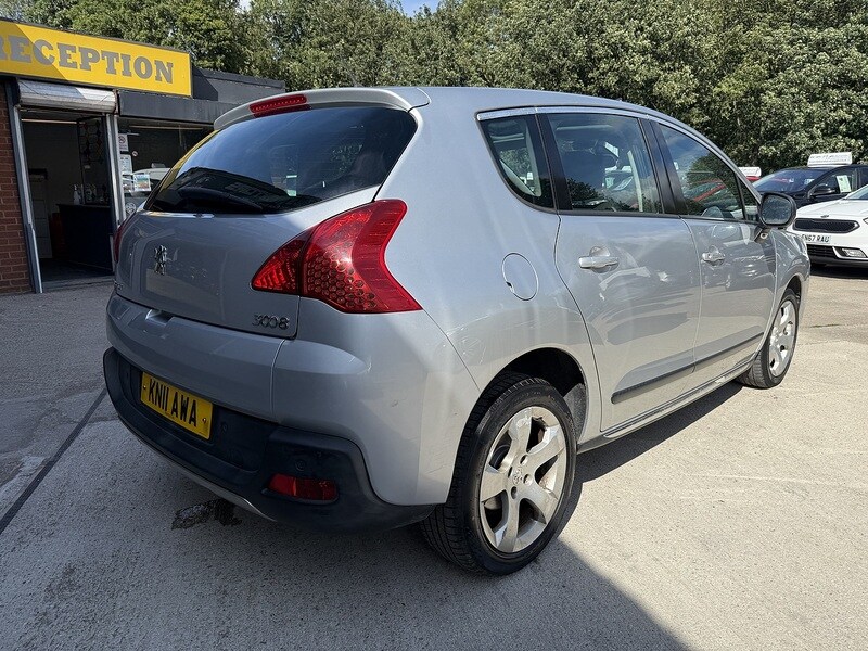 Used Peugeot 3008 2011 for sale - 76615837: Photo 9