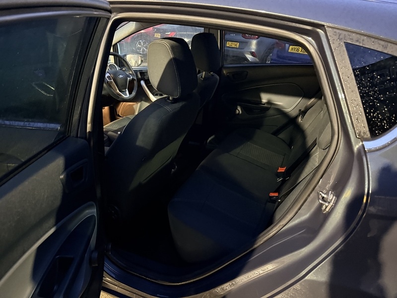 Used Ford Fiesta 2011 for sale - 77213085: Photo 11