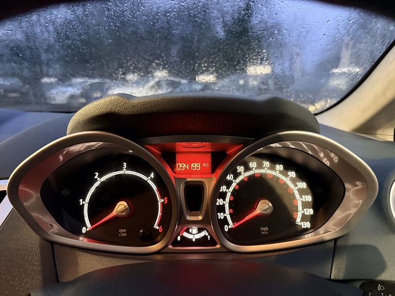 Used Ford Fiesta 2011 for sale - 77213085: Photo 14