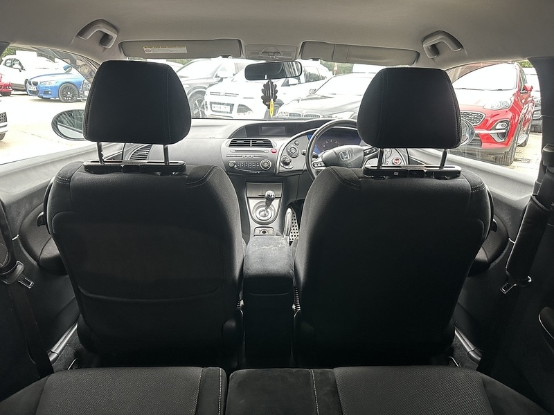 Used Honda Civic 2011 for sale - 76615788: Photo 15