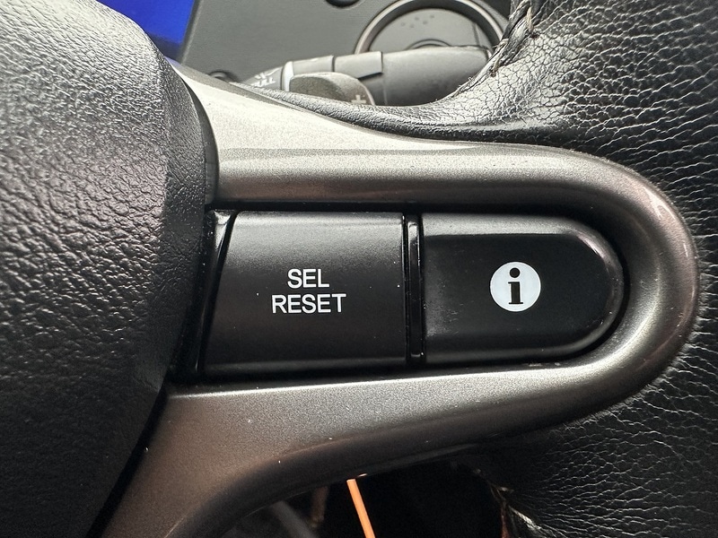 Used Honda Civic 2011 for sale - 76615788: Photo 21