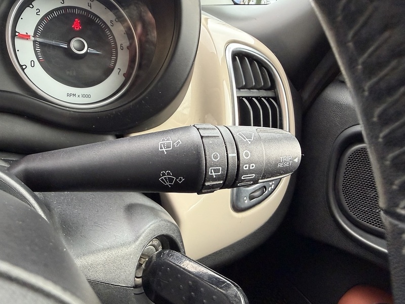 Used Fiat 500L 2013 for sale - 76940398: Photo 28