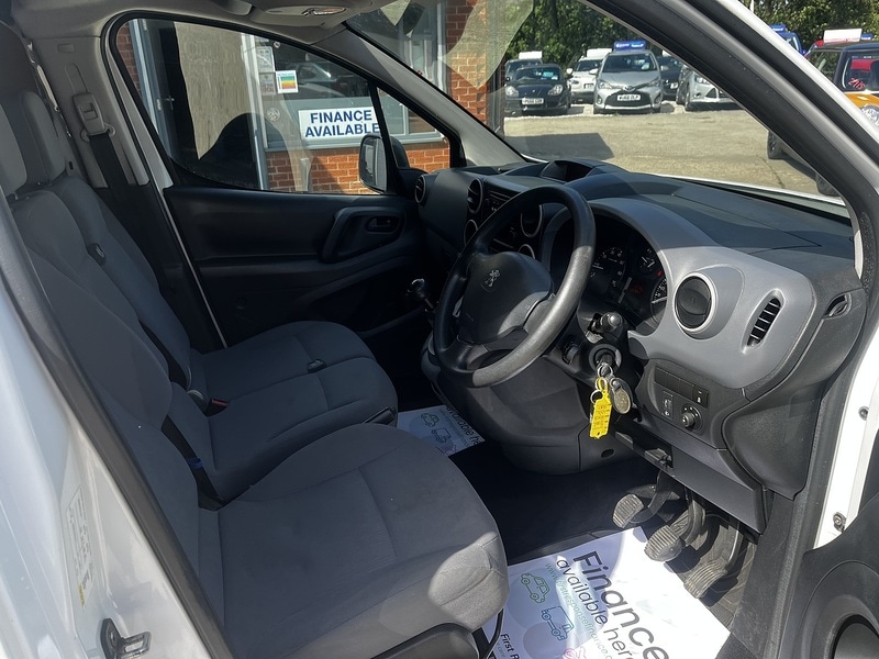 Used Peugeot Partner 2015 for sale - 76615767: Photo 9