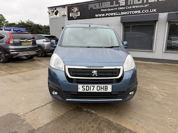 Used Peugeot Partner Tepee 2017 for sale - 79434170: Photo