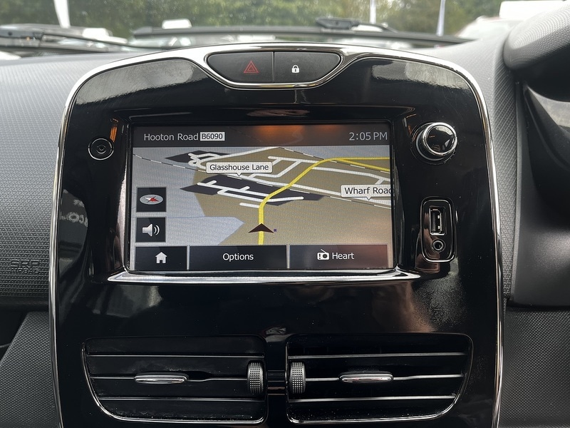 Used Renault Clio 2013 for sale - 76615805: Photo 16