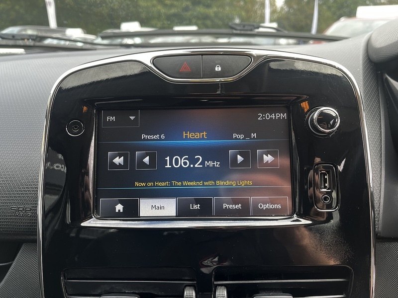 Used Renault Clio 2013 for sale - 76615805: Photo 18