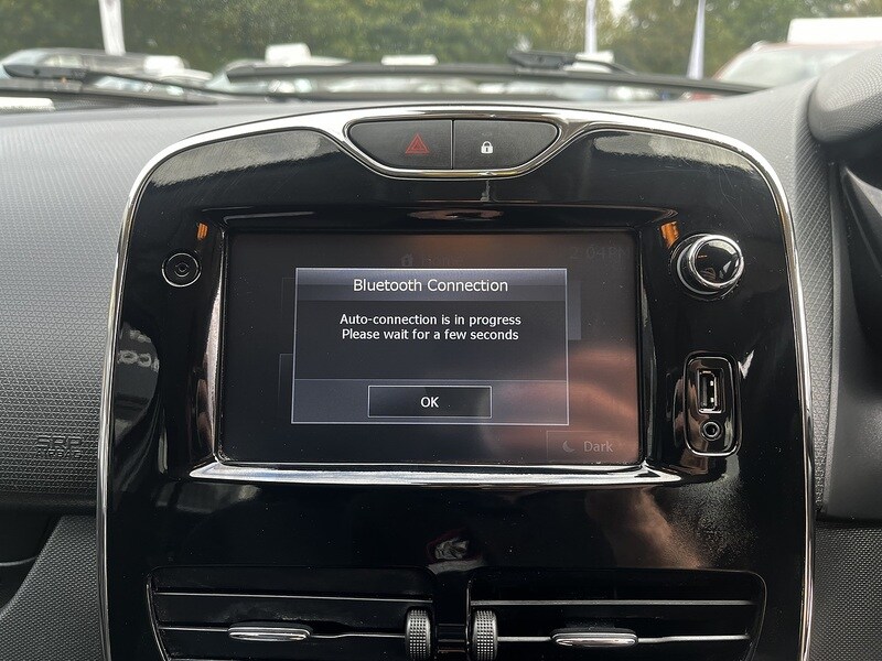 Used Renault Clio 2013 for sale - 76615805: Photo 19