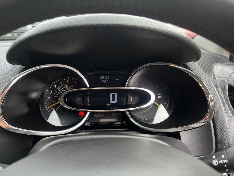 Used Renault Clio 2013 for sale - 76615805: Photo 23