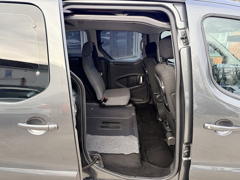 Used Peugeot Partner Tepee 2015 for sale - 76618246: Photo 12