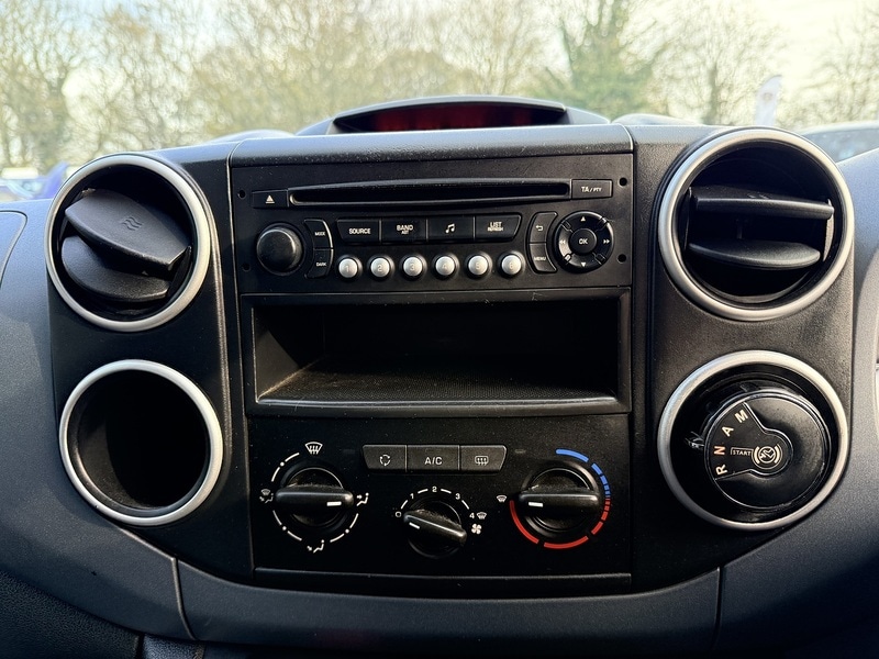 Used Peugeot Partner Tepee 2015 for sale - 76618246: Photo 17