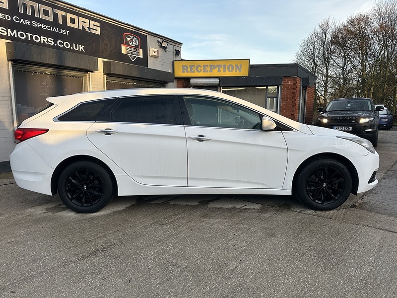 Used Hyundai i40 2017 for sale - 76932156: Photo 8