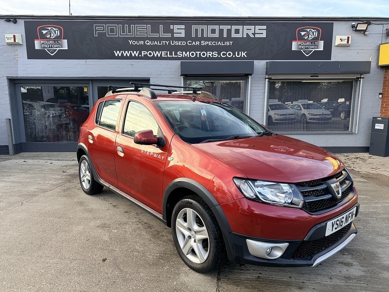 Used Dacia Sandero Stepway 2016 for sale - 76643037: Photo 1