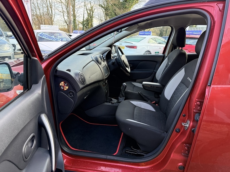Used Dacia Sandero Stepway 2016 for sale - 76643037: Photo 13