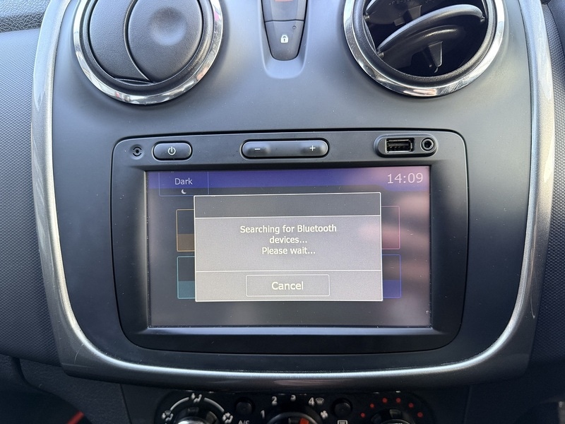 Used Dacia Sandero Stepway 2016 for sale - 76643037: Photo 16