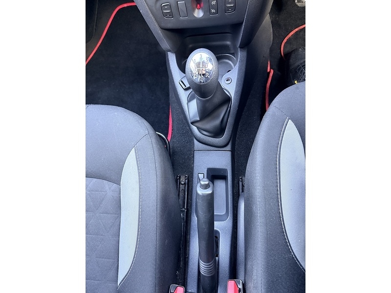 Used Dacia Sandero Stepway 2016 for sale - 76643037: Photo 20