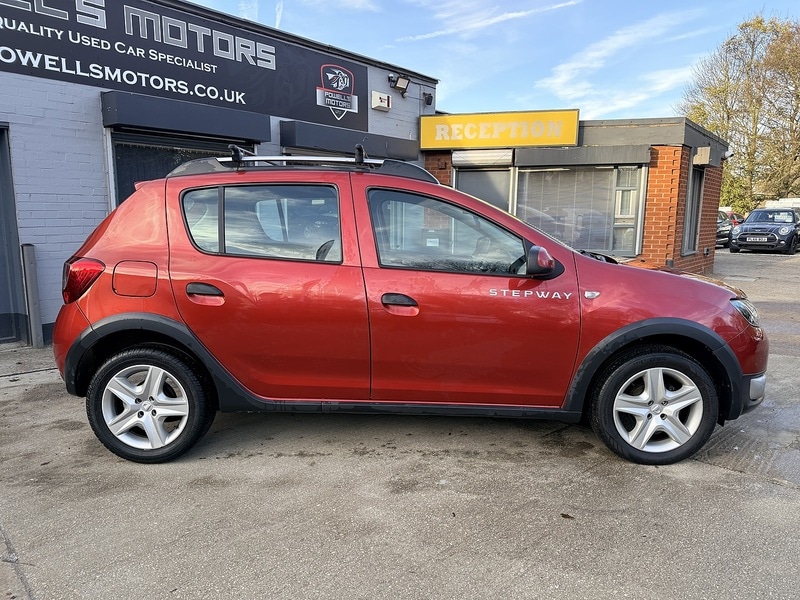 Used Dacia Sandero Stepway 2016 for sale - 76643037: Photo 8