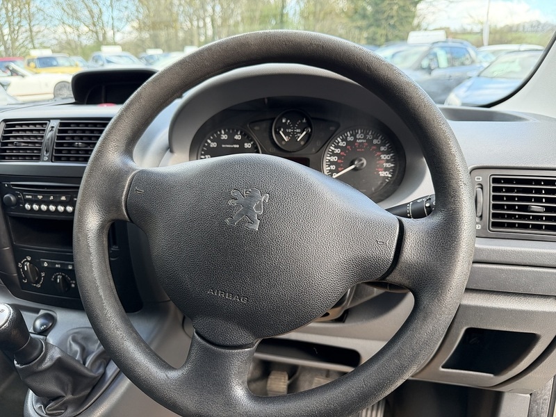 Used Peugeot Expert Tepee 2012 for sale - 78097500: Photo 16