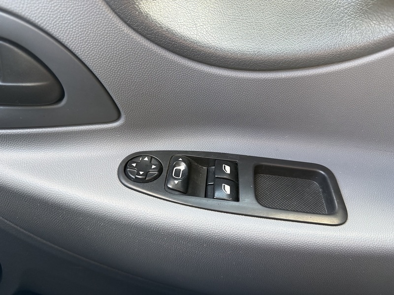 Used Peugeot Expert Tepee 2012 for sale - 78097500: Photo 22