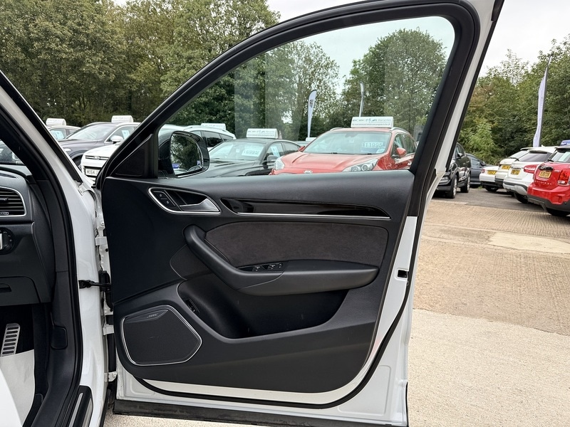 Used Audi Q3 2016 for sale - 76206713: Photo 17
