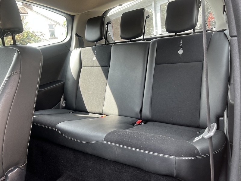 Used Renault Clio 2011 for sale - 76615774: Photo 14